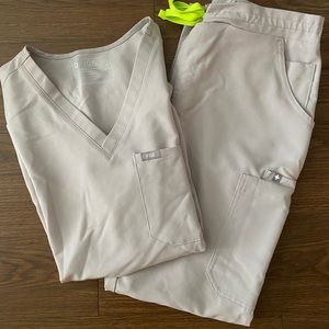 Figs Slate Set Size Medium